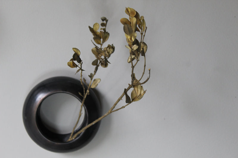 Mirror black organic O-planter from black clay by GOLEM no4