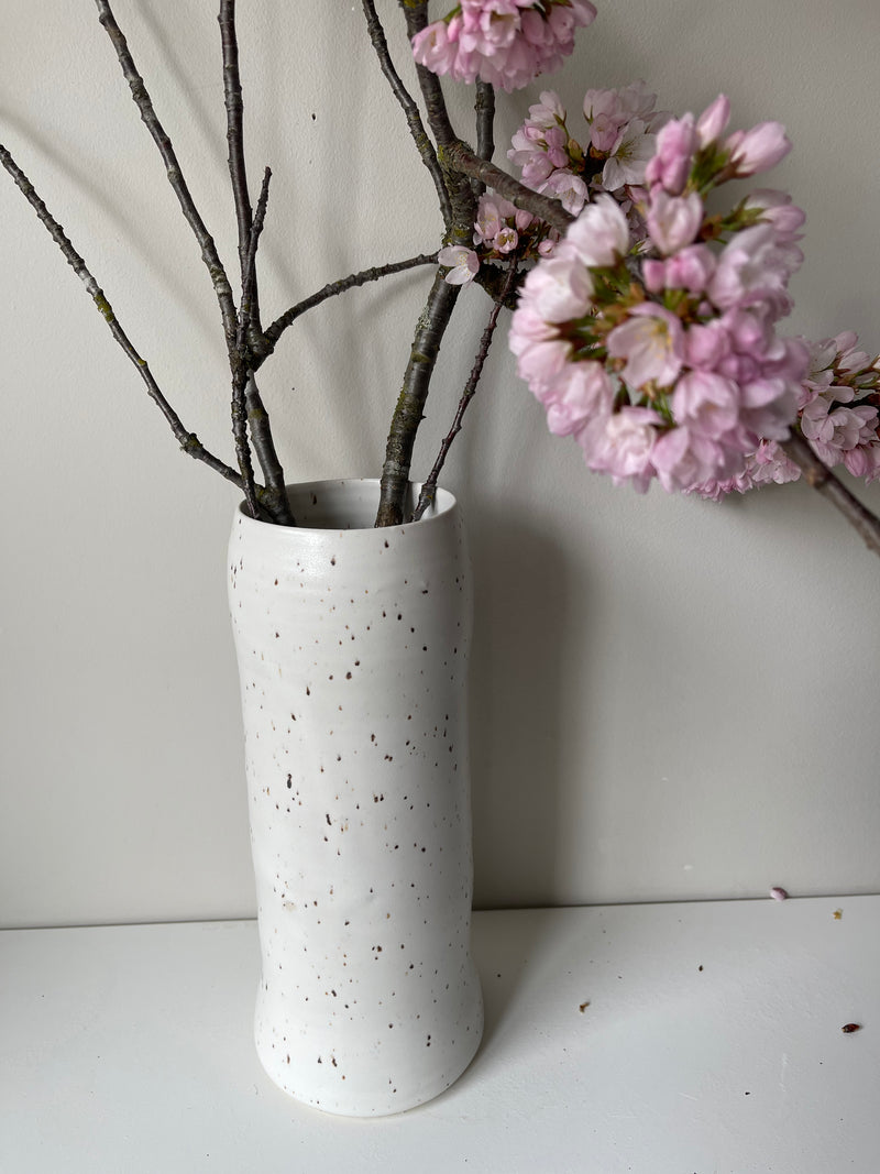 Satin white speckled vase by GOLEM no 2